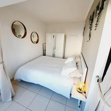 T1, Proche Et Commerces * Quarteira