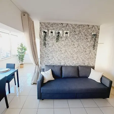 Apartment T1, Proche Et Commerces Quarteira