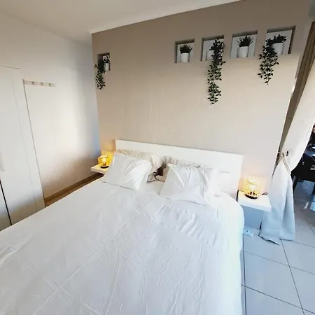 T1, Proche Et Commerces Lägenhet *